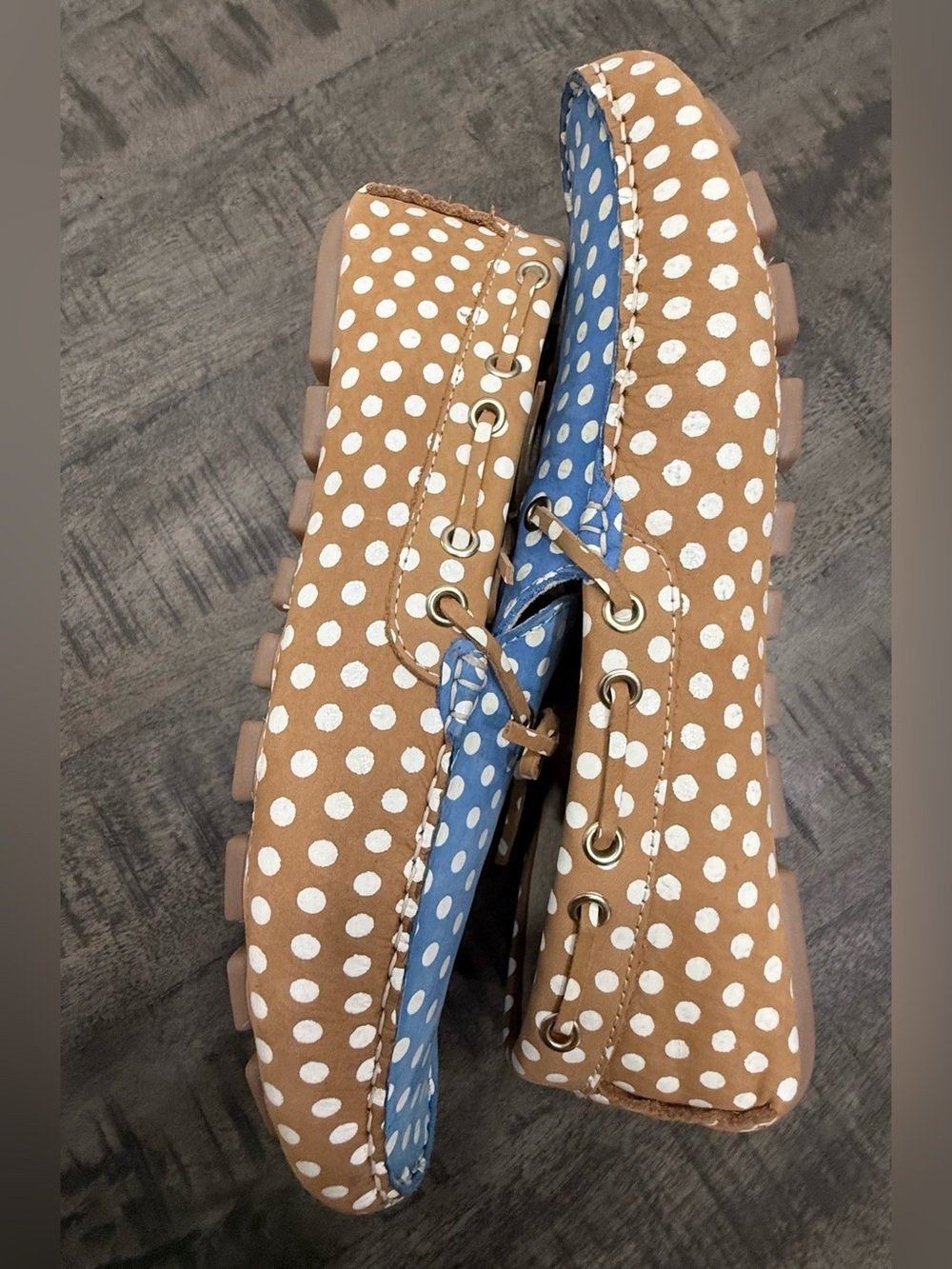 VINTAGE/Polka Dot Tan Driving Loafers with Blue Interior